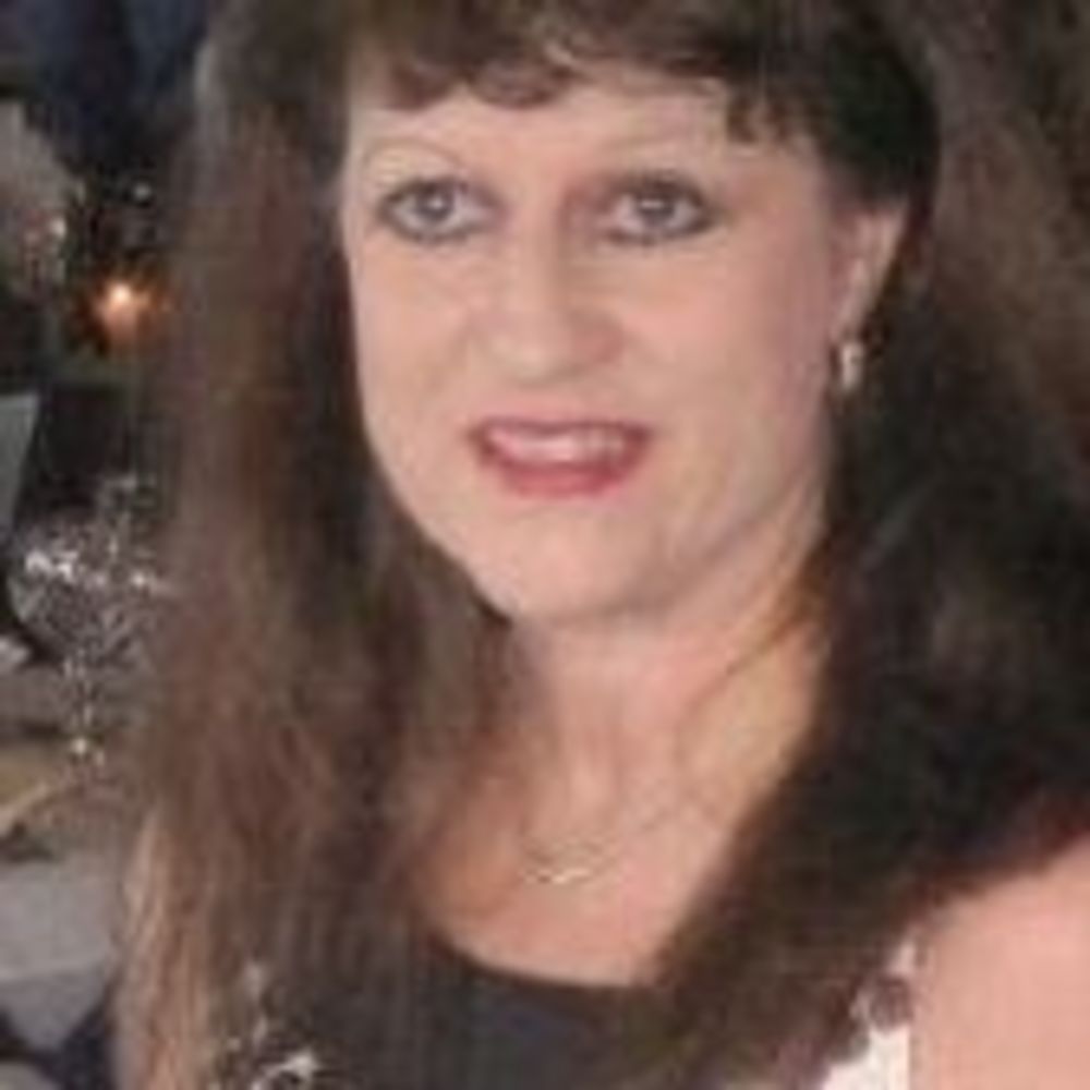 Meet your Posher, Teresa cabrera